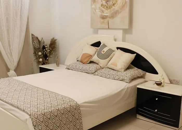 Апартаменты Spacious Apartment, Near Pinikoudes *