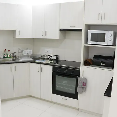 Apartman Spacious Apartment, Near Pinikoudes Lárnaka